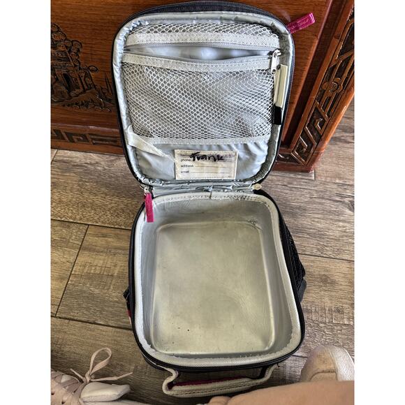 Pottery Barn Kids Star Wars Droids Lunch Box - Picture 5 of 8